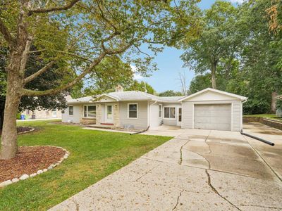1330 Parkway DRIVE, Brookfield, WI, 53005