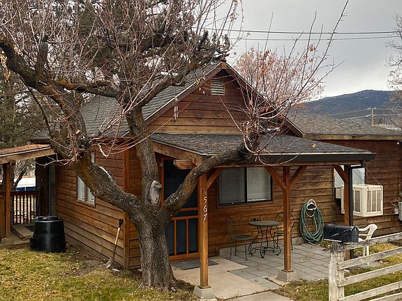 2nd image of 567 Lowry St