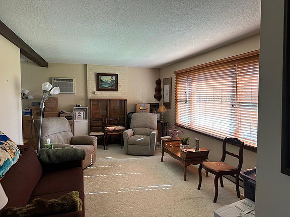 5th image of 436 Oak Hills Dr