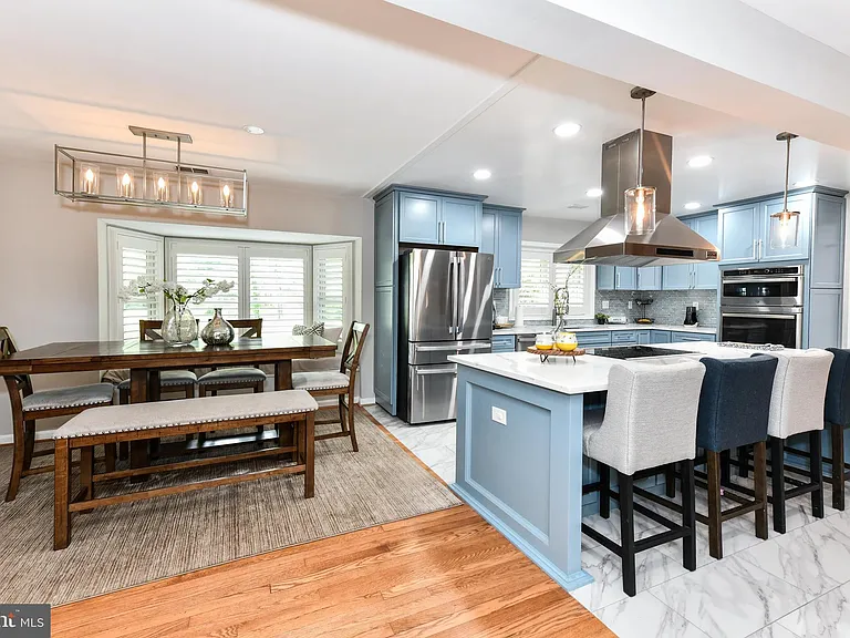 14 Oak Ln — Photo 11