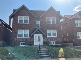 3310 Wyoming St APT 2W, Saint Louis, MO 63118