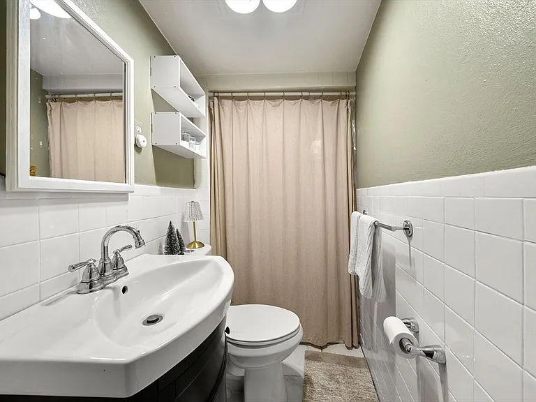 10 Henchman St #2R — Photo 11
