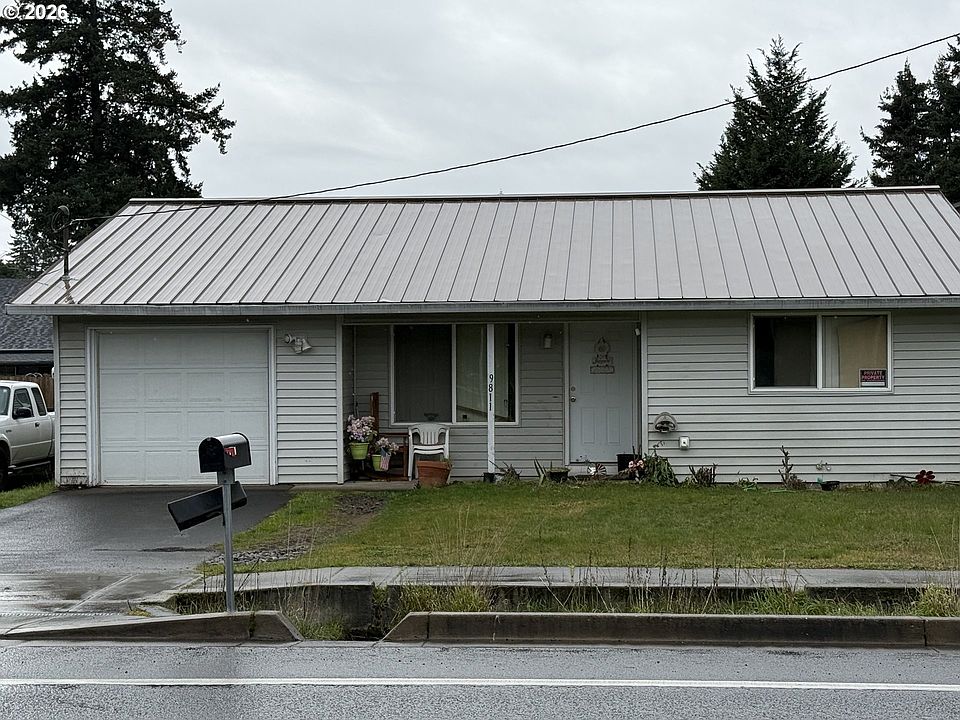 1st image of 9811 SE Bell Ave