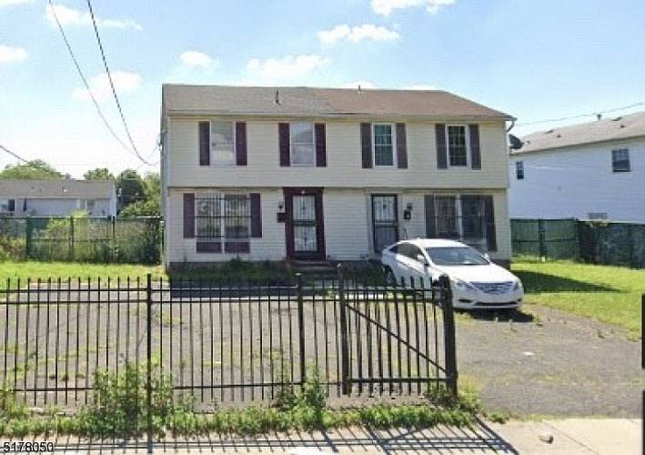 2nd image of 6 Chadwick Ave