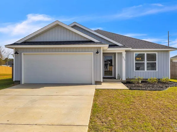 9733 Angel Oak Dr, Pensacola, FL 32526