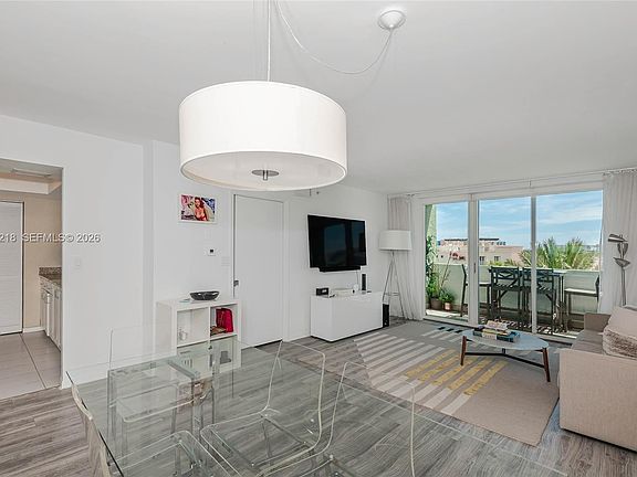 2nd image of 90 Alton Rd APT 607