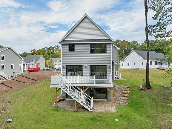 4th image of 285 Sterling Drive
