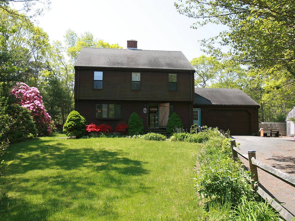 1st image of 14A Earl Road