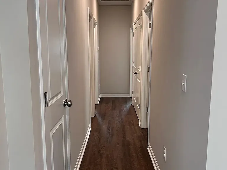 240 Carriage Ln — Photo 11