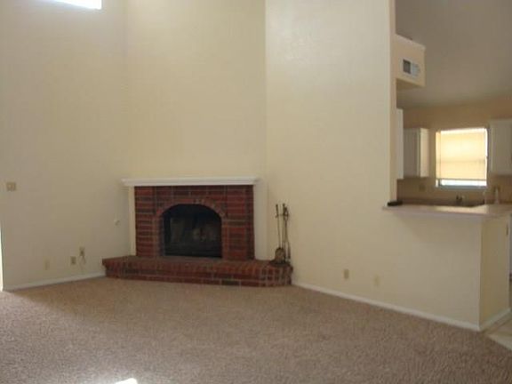 4th image of 535 Mogollon Cir
