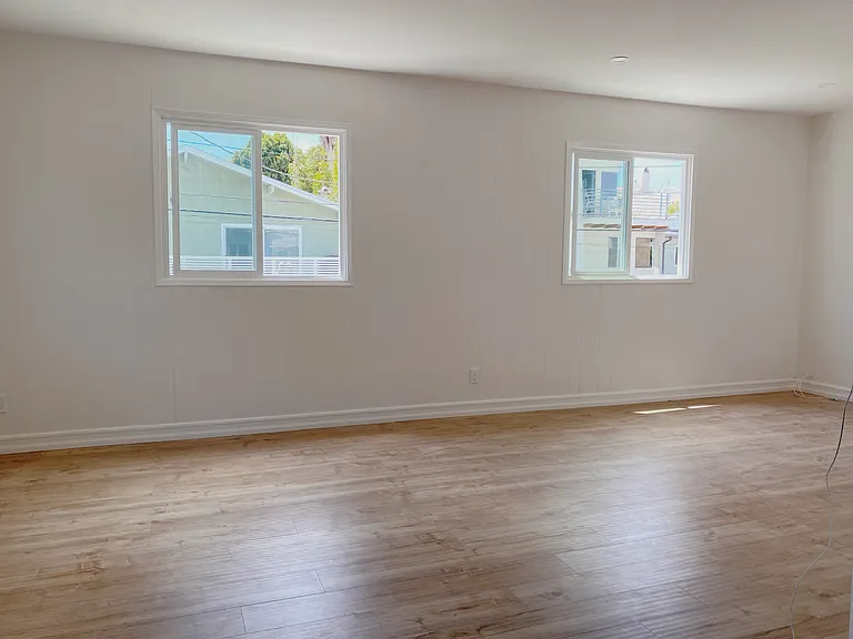 1154 Cypress Ave #1/2 — Photo 8
