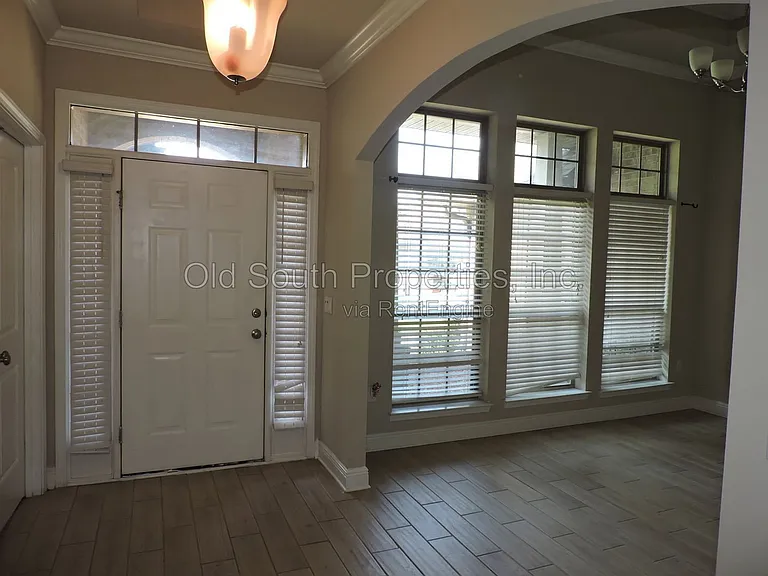 4221 Essex Terrace Cir — Photo 3