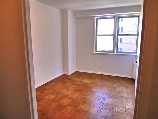 Sold by Brooklyn Heights Real Estate Inc | media 22