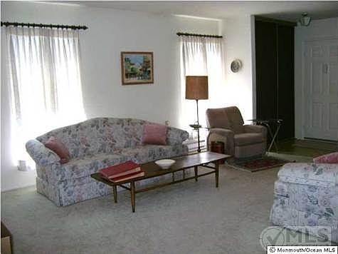 2nd image of 24 Carnation Dr #1000