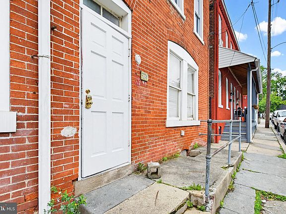 3rd image of 324-326 S Christian St