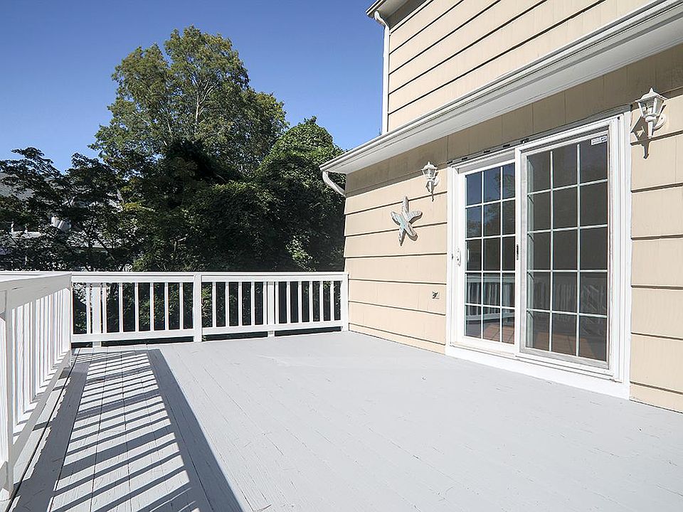 11 Maple Ave N, Westport, CT 06880 Zillow