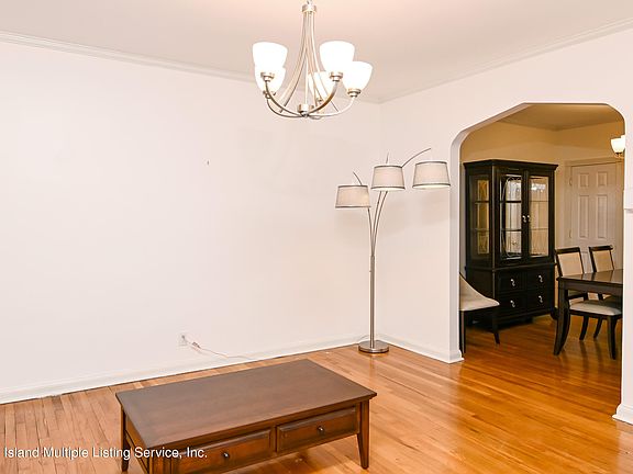4th image of 2034 36th St