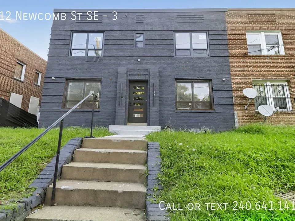 412 Newcomb St SE #3