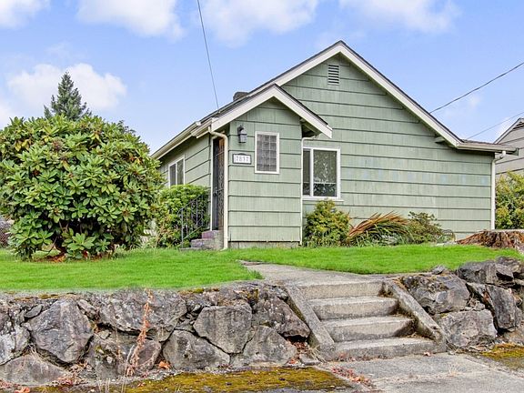 2nd image of 7837 Yakima Ave
