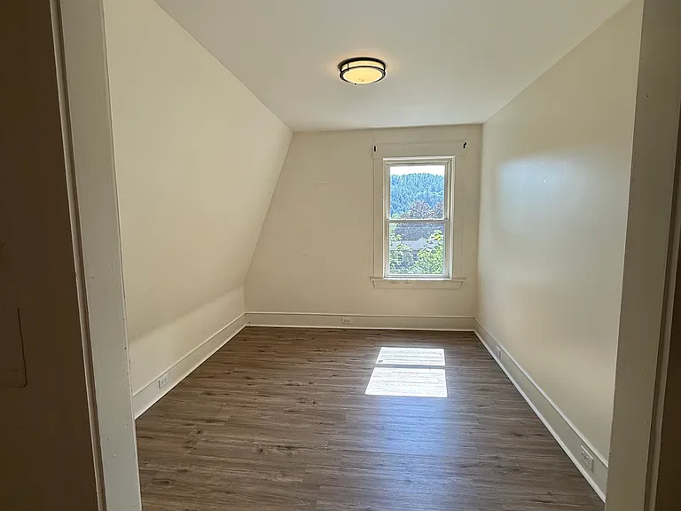39 Livery Stable Rd #2 — Photo 8