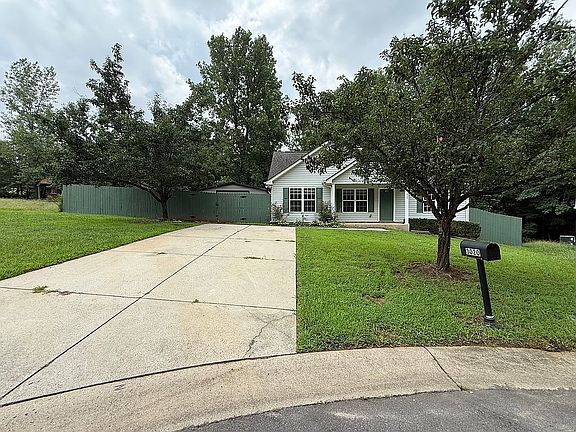 2nd image of 3020 Grace Meadow Ln