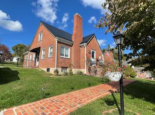 429 Monterey Hl, Bluefield, WV 24701