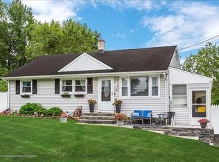 310 Cliffwood Dr, Neptune, NJ 07753