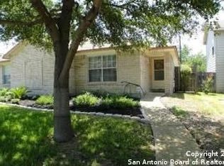 7135 Snowden Crst, San Antonio, TX 78240