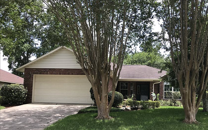 1st image of 908 SW Brookdale Dr