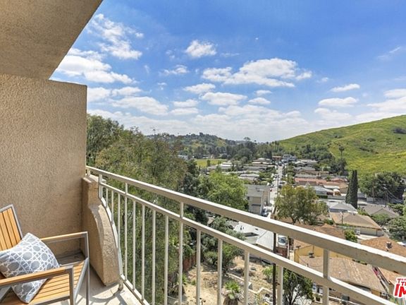5th image of 4750 Templeton St APT 1213