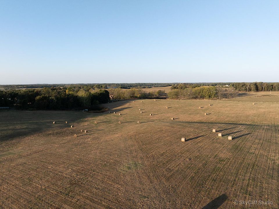 2nd image of 8788 Farm Road 1035 Tract 3