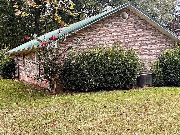 5th image of 942 Smith Ferry Rd