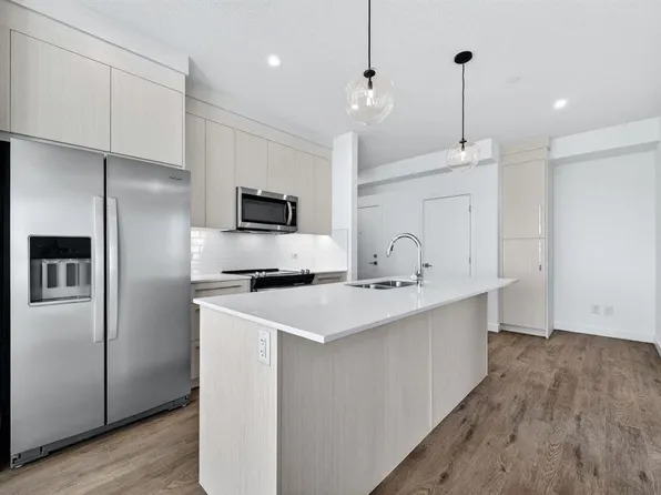44 NE Skyview Pkwy NE #1305, Calgary, AB T3N 2R8