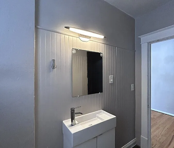 5046 Lindenwood Ave #2F — Photo 11