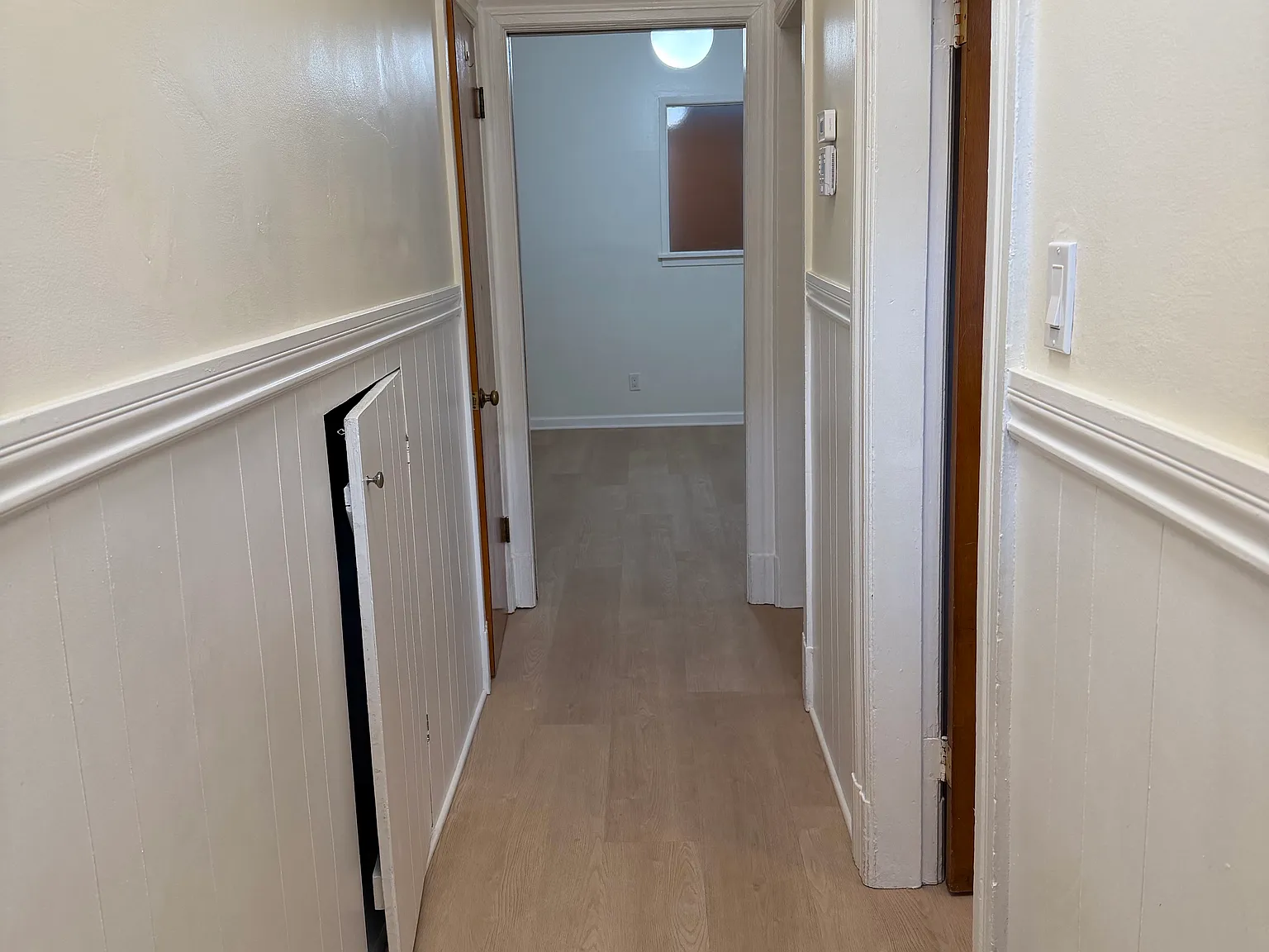 2 bed, 800 sqft, $5,250 — Photo 2