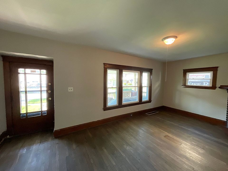 10111 Almira Ave, Cleveland, OH 44111 Zillow