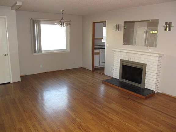 5th image of 2611 E Mission Ave