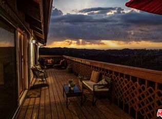 1565 Penny Rd, Topanga, CA 90290