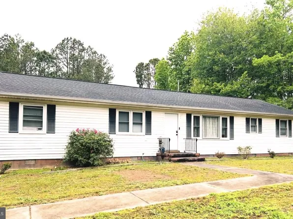868 Simonson Rd, Farnham, VA 22460