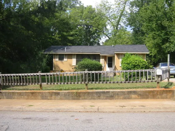 517 W College St, Americus, GA 31709