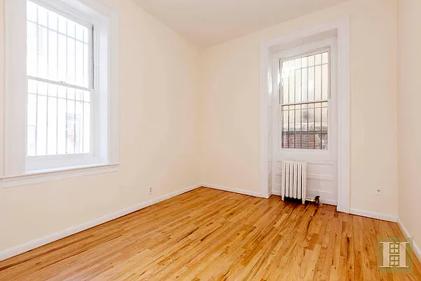 Rented by Halstead Real Estate | media 20