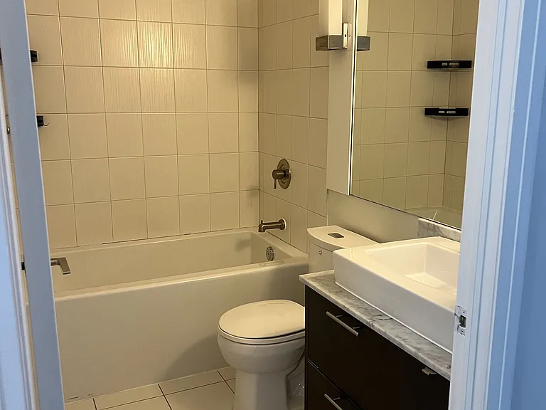 8 Mercer St #405 — Photo 13