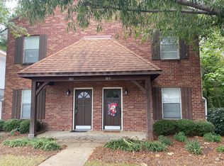 303 Edinburg Way, Oxford, MS 38655