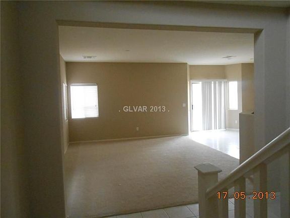 2nd image of 3808 Hollycroft Dr