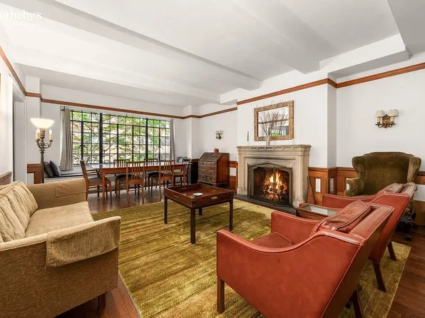 50 E 10th St Unit 2H, New York, NY 10003
