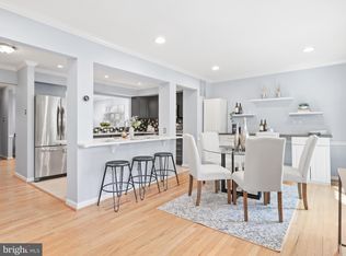 2425 Ansdel Ct, Reston, VA 20191