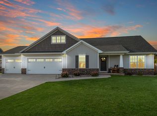 340 Charity Ln, Green Bay, WI 54311