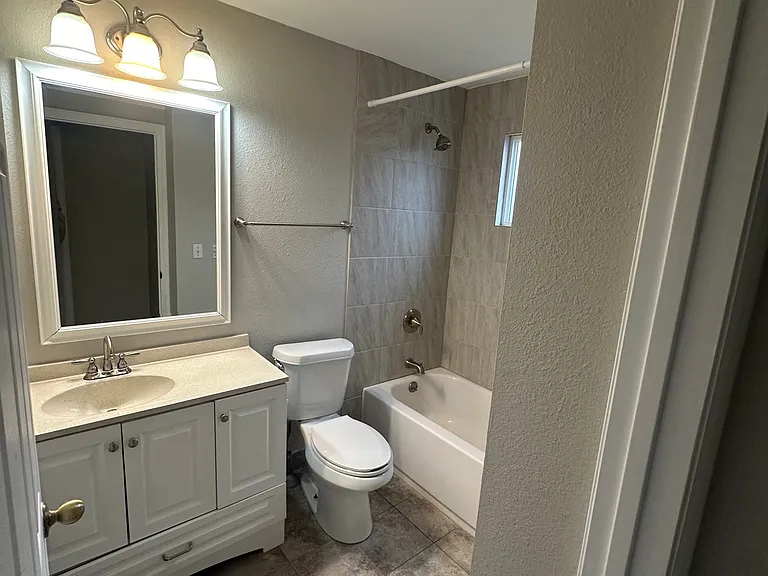 17594 E Temple Dr — Photo 17