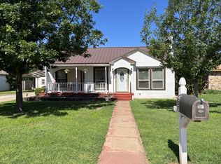 207 N Arkansas St, Seymour, TX 76380