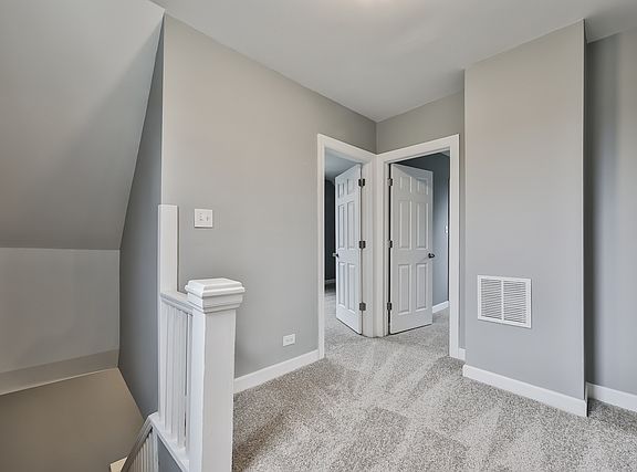 4th image of 712 S 7th Ave